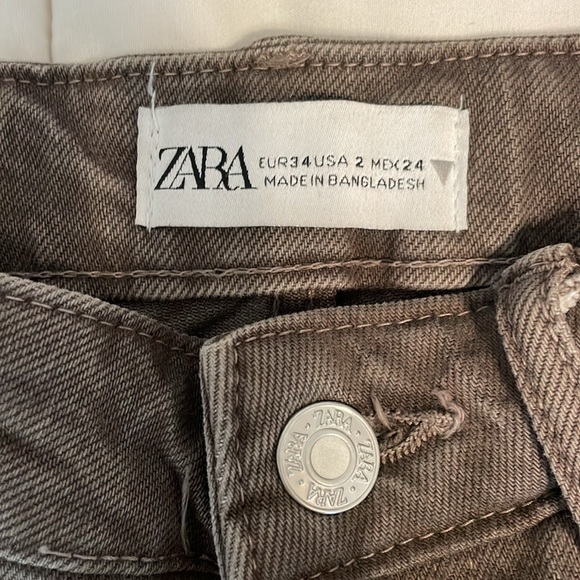 Zara Brown Jean - Picture 5 of 6